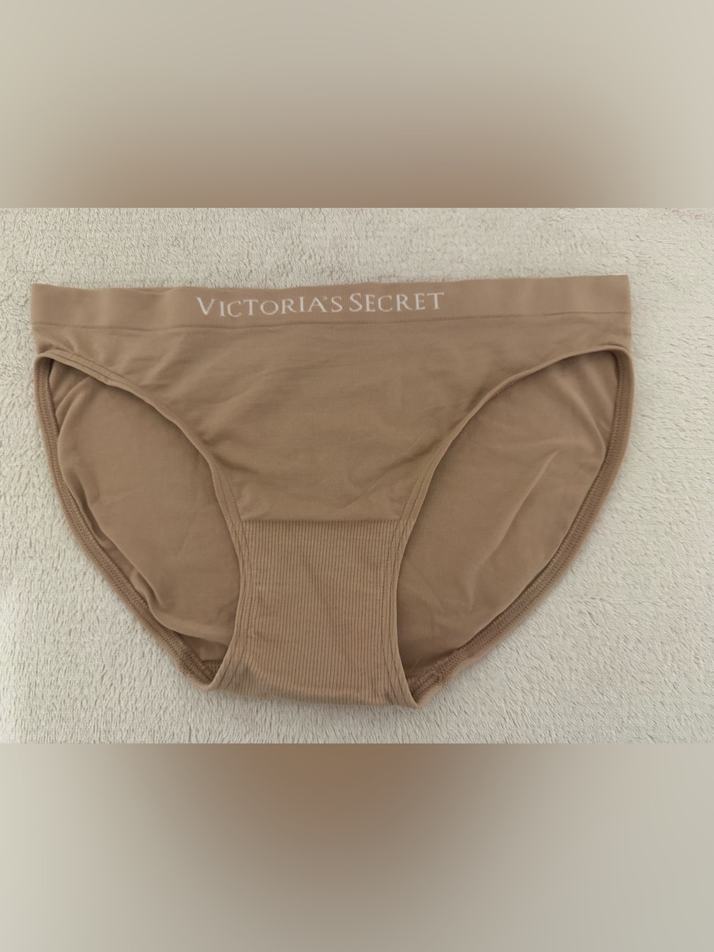 Victoria's Secret Women's Seamless Brief Panties SIZE SMALL BRAND NEW PRALINE